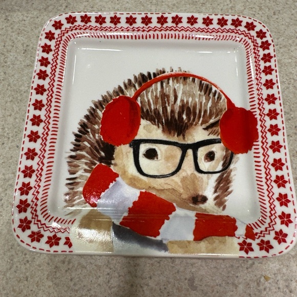 Ciroa woodland creatures celebrate winter set of 4 desert/appetizer plates 6x6 - Picture 10 of 10